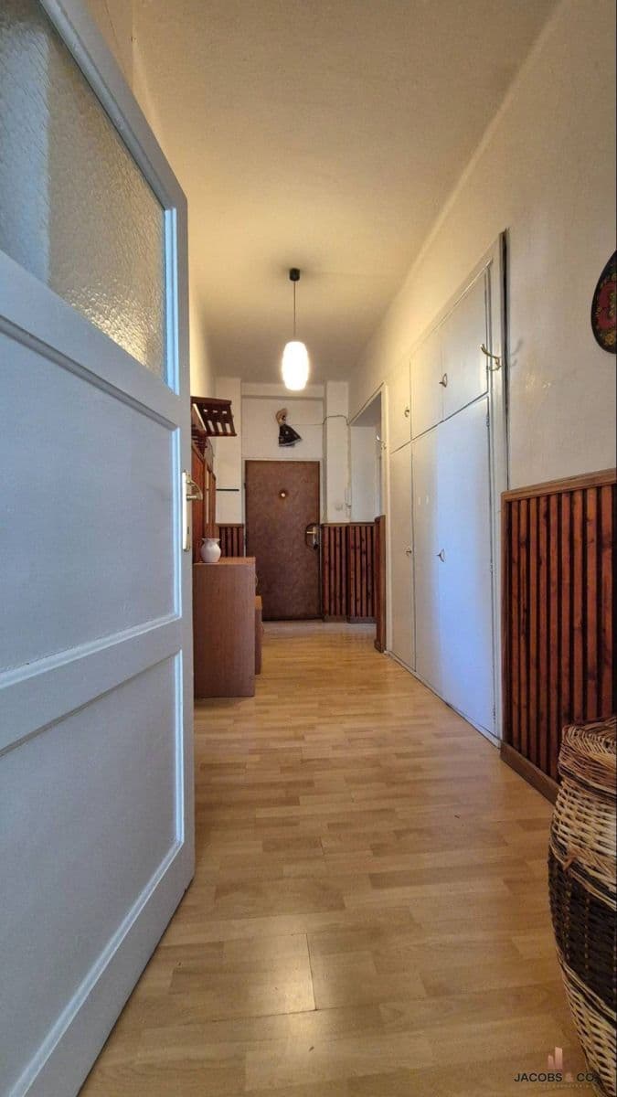 Prodej bytu 4+1 99 m², Milosrdenstva, Košice - mestská časť Juh, Košický kraj Prodej bytu 4+1 99 m², Milosrdenstva, Košice - mestská časť Juh, Košický kraj