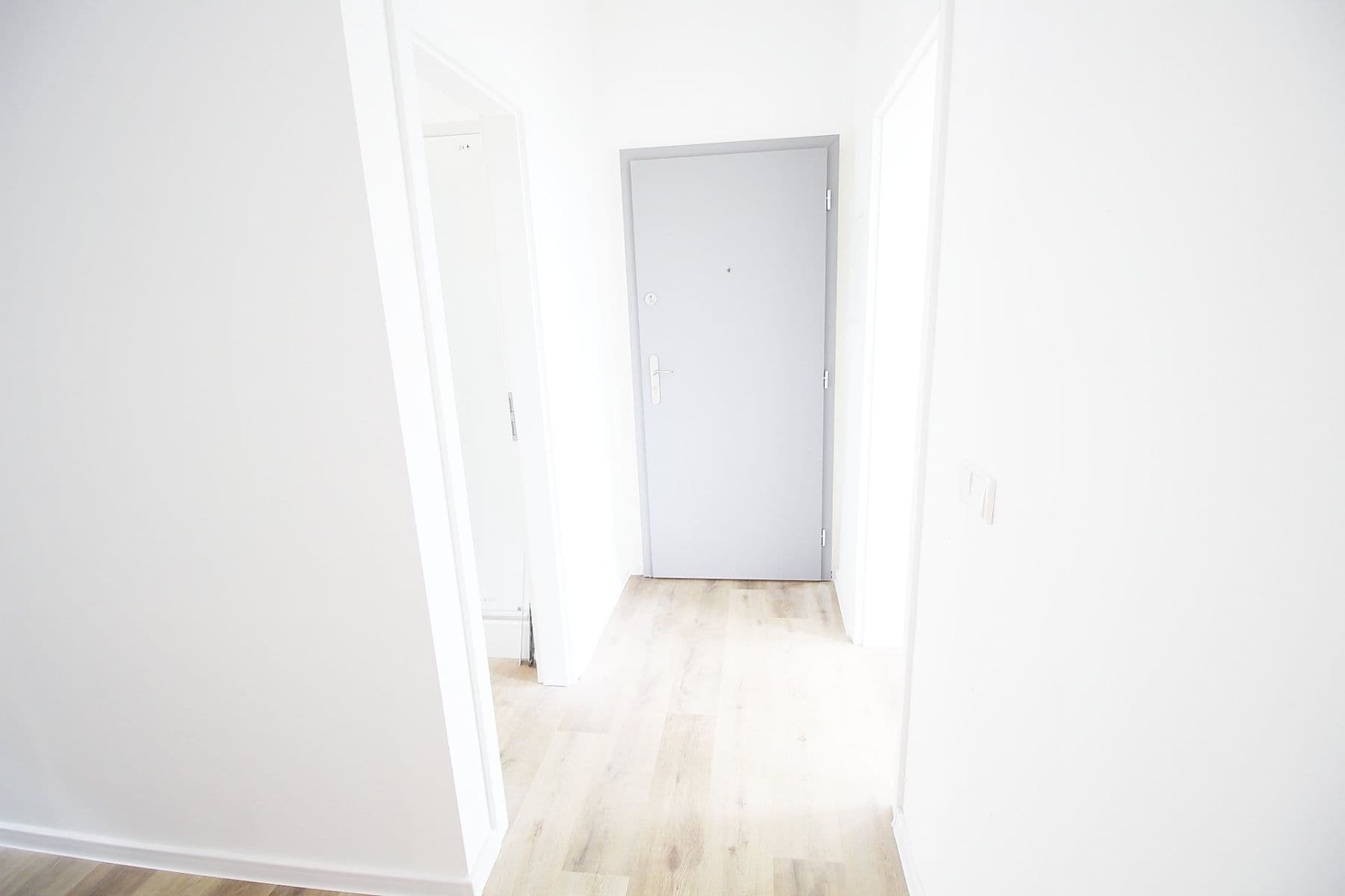 Pronájem bytu 2+1 44 m², Pod Borkem, Mladá Boleslav, Středočeský kraj Pronájem bytu 2+1 44 m², Pod Borkem, Mladá Boleslav, Středočeský kraj