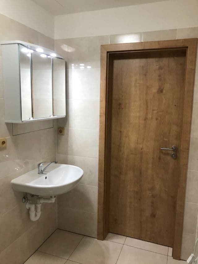 Pronájem bytu 1+kk 33 m², Na Pěšinách, Praha, Praha Pronájem bytu 1+kk 33 m², Na Pěšinách, Praha, Praha