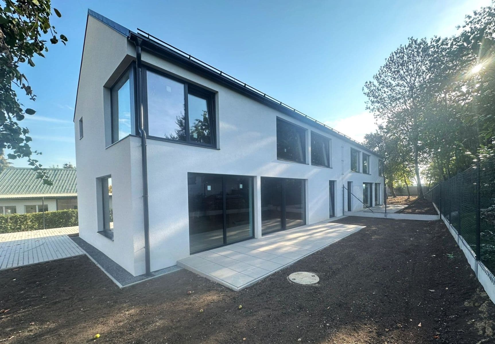 Prodej domu 142 m², pozemek 127 m², Strančice, Středočeský kraj Prodej domu 142 m², pozemek 127 m², Strančice, Středočeský kraj