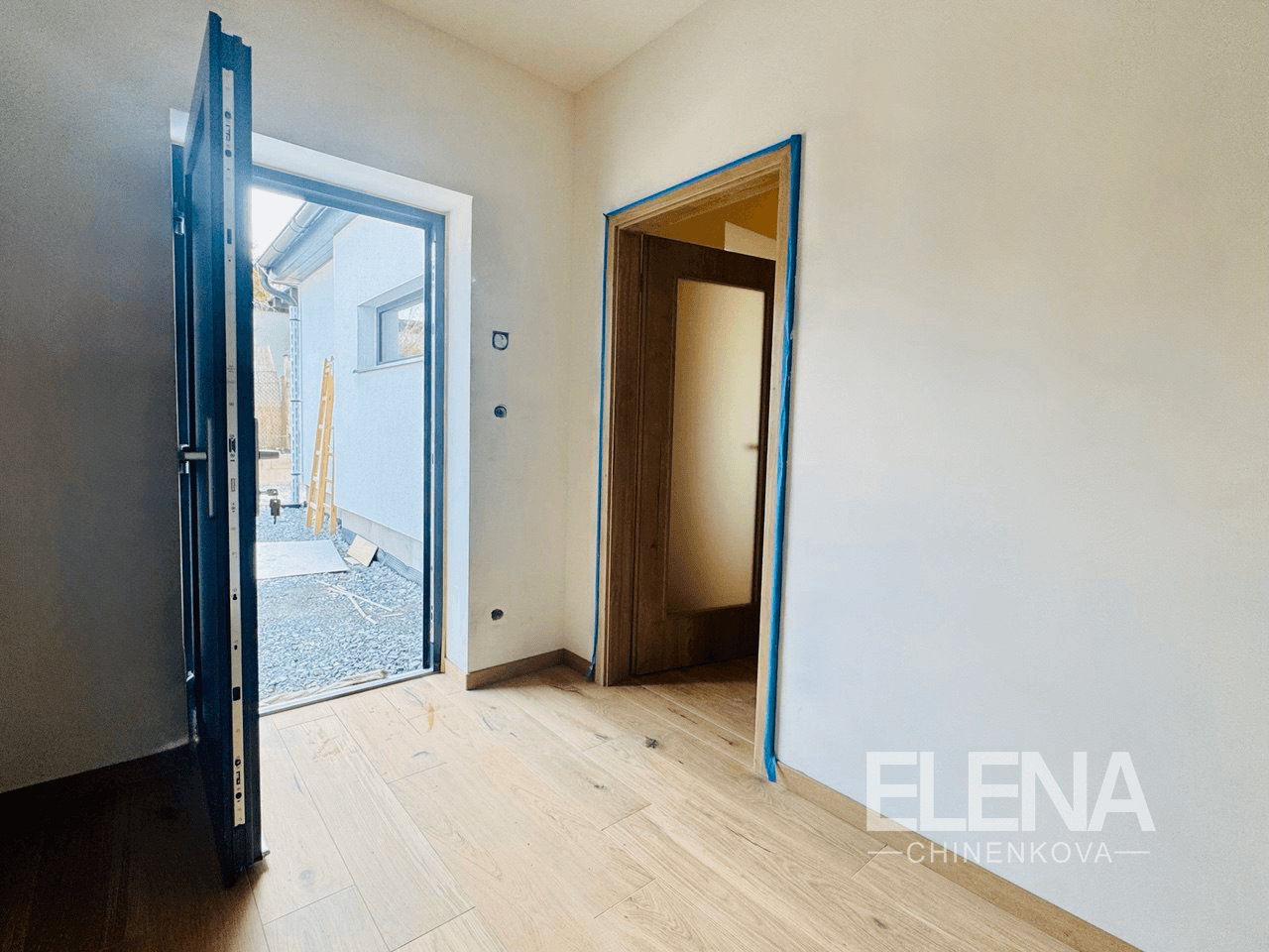 Prodej bytu 2+1 68 m², Na višňovce, Davle, Středočeský kraj Prodej bytu 2+1 68 m², Na višňovce, Davle, Středočeský kraj