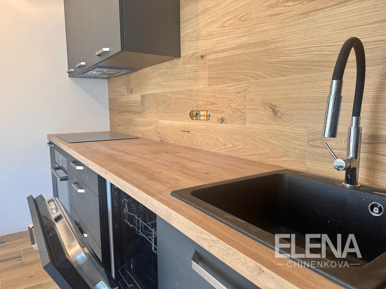 Prodej bytu 2+1 68 m², Na višňovce, Davle, Středočeský kraj Prodej bytu 2+1 68 m², Na višňovce, Davle, Středočeský kraj