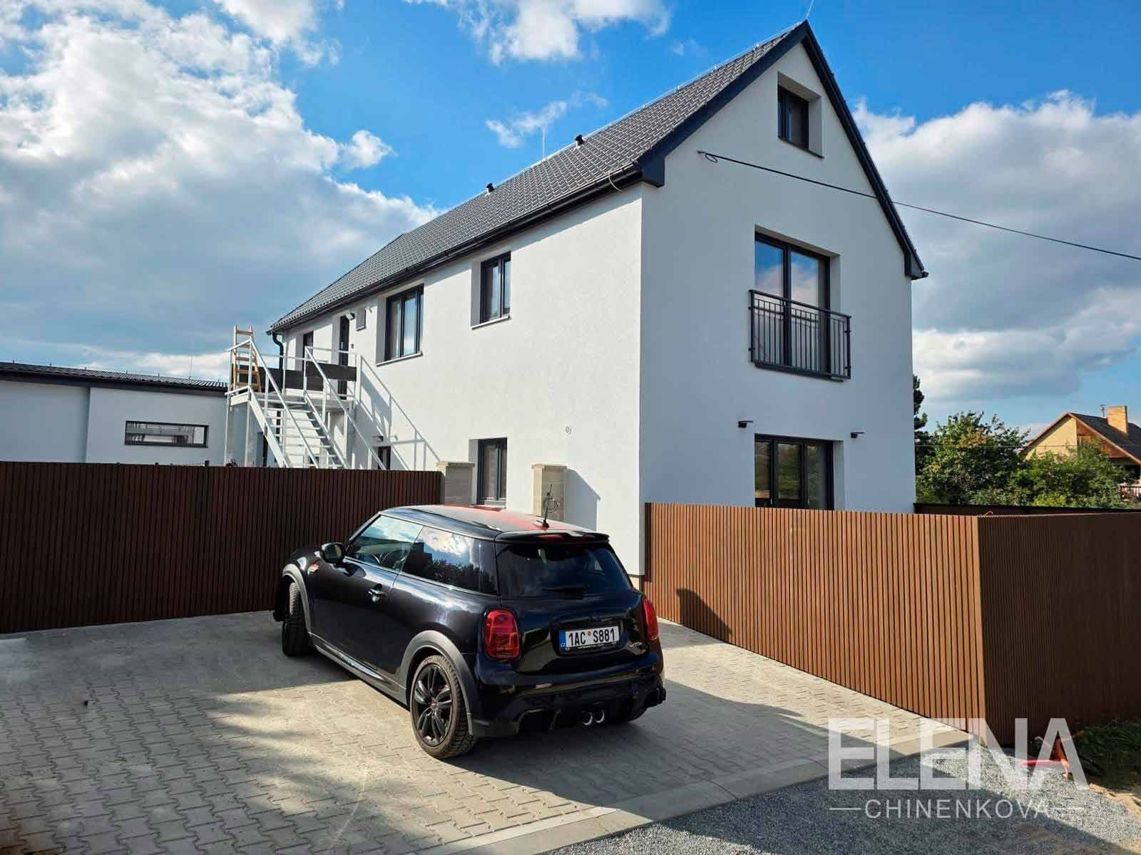 Prodej bytu 2+1 68 m², Na višňovce, Davle, Středočeský kraj Prodej bytu 2+1 68 m², Na višňovce, Davle, Středočeský kraj