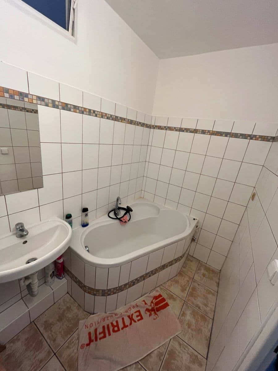 Pronájem bytu 3+kk 72 m², Masarykovo nám., Hustopeče, Jihomoravský kraj Pronájem bytu 3+kk 72 m², Masarykovo nám., Hustopeče, Jihomoravský kraj