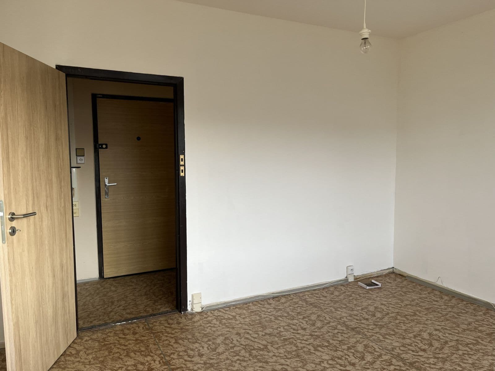Pronájem bytu 2+1 45 m², Dolní, Ostrava, Moravskoslezský kraj Pronájem bytu 2+1 45 m², Dolní, Ostrava, Moravskoslezský kraj