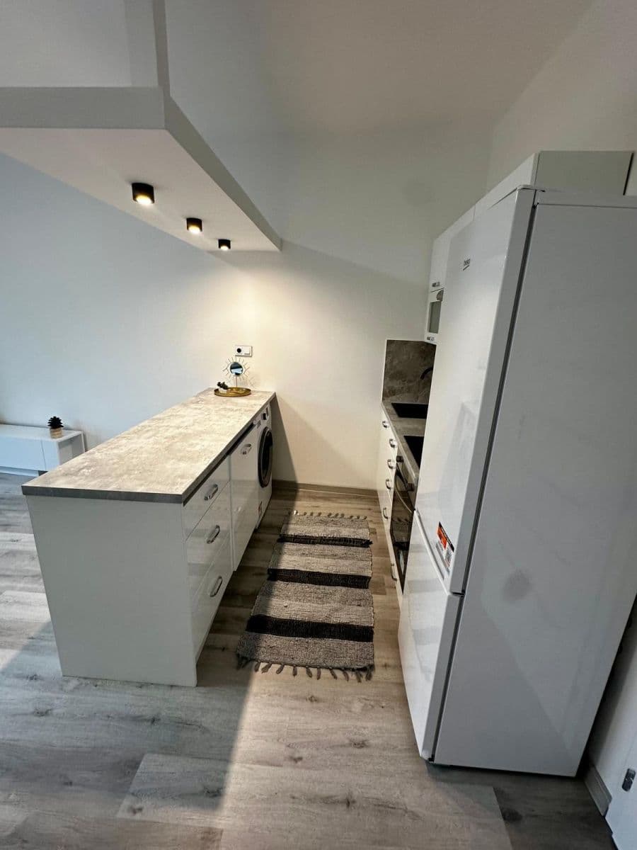 Prodej bytu 1+kk 34 m², Sokolovská, Praha, Praha Prodej bytu 1+kk 34 m², Sokolovská, Praha, Praha