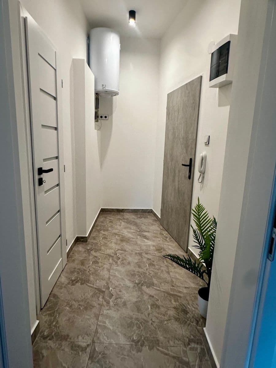 Prodej bytu 1+kk 34 m², Sokolovská, Praha, Praha Prodej bytu 1+kk 34 m², Sokolovská, Praha, Praha