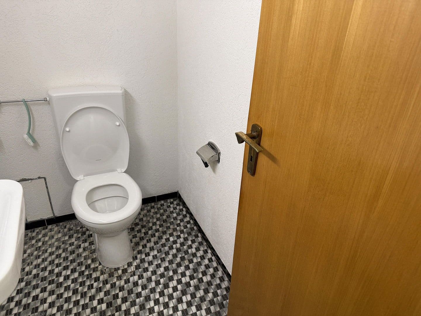 Pronájem bytu 225 m², Rheinstrasse, Waldshut-Tiengen, Bádensko-Württembersko Pronájem bytu 225 m², Rheinstrasse, Waldshut-Tiengen, Bádensko-Württembersko