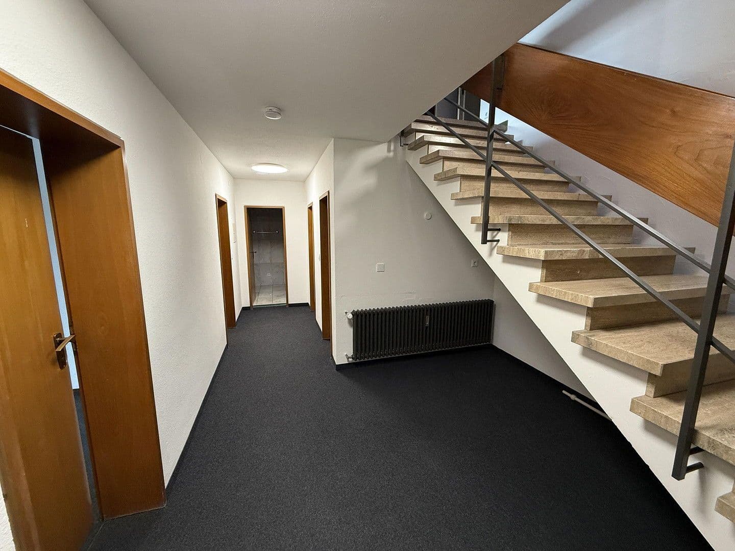 Pronájem bytu 225 m², Rheinstrasse, Waldshut-Tiengen, Bádensko-Württembersko Pronájem bytu 225 m², Rheinstrasse, Waldshut-Tiengen, Bádensko-Württembersko