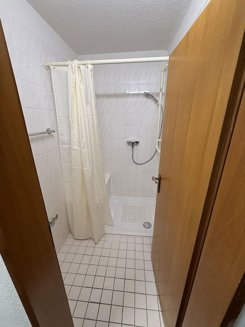 Pronájem bytu 225 m², Rheinstrasse, Waldshut-Tiengen, Bádensko-Württembersko Pronájem bytu 225 m², Rheinstrasse, Waldshut-Tiengen, Bádensko-Württembersko