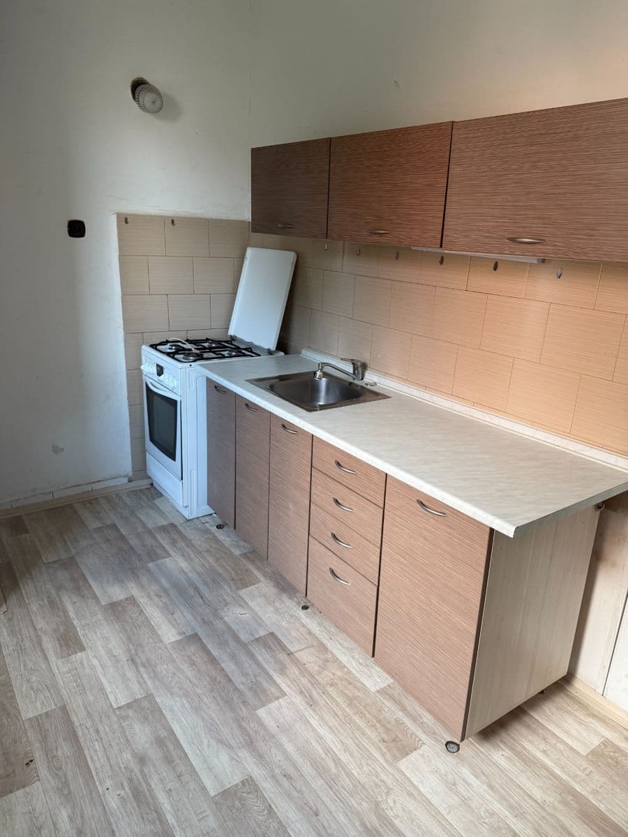 Prodej bytu 2+1 62 m², Úpské nábřeží, Trutnov, Královéhradecký kraj Prodej bytu 2+1 62 m², Úpské nábřeží, Trutnov, Královéhradecký kraj