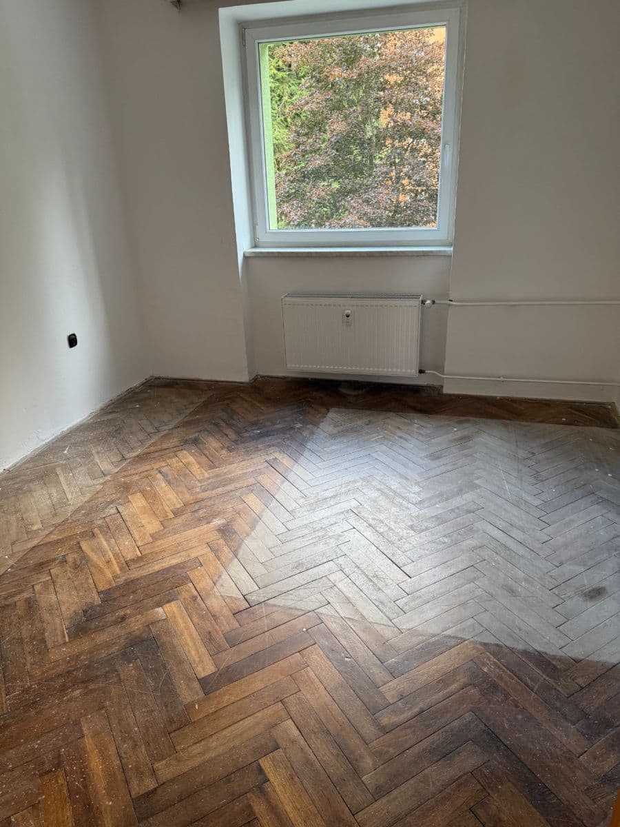 Prodej bytu 2+1 62 m², Úpské nábřeží, Trutnov, Královéhradecký kraj Prodej bytu 2+1 62 m², Úpské nábřeží, Trutnov, Královéhradecký kraj