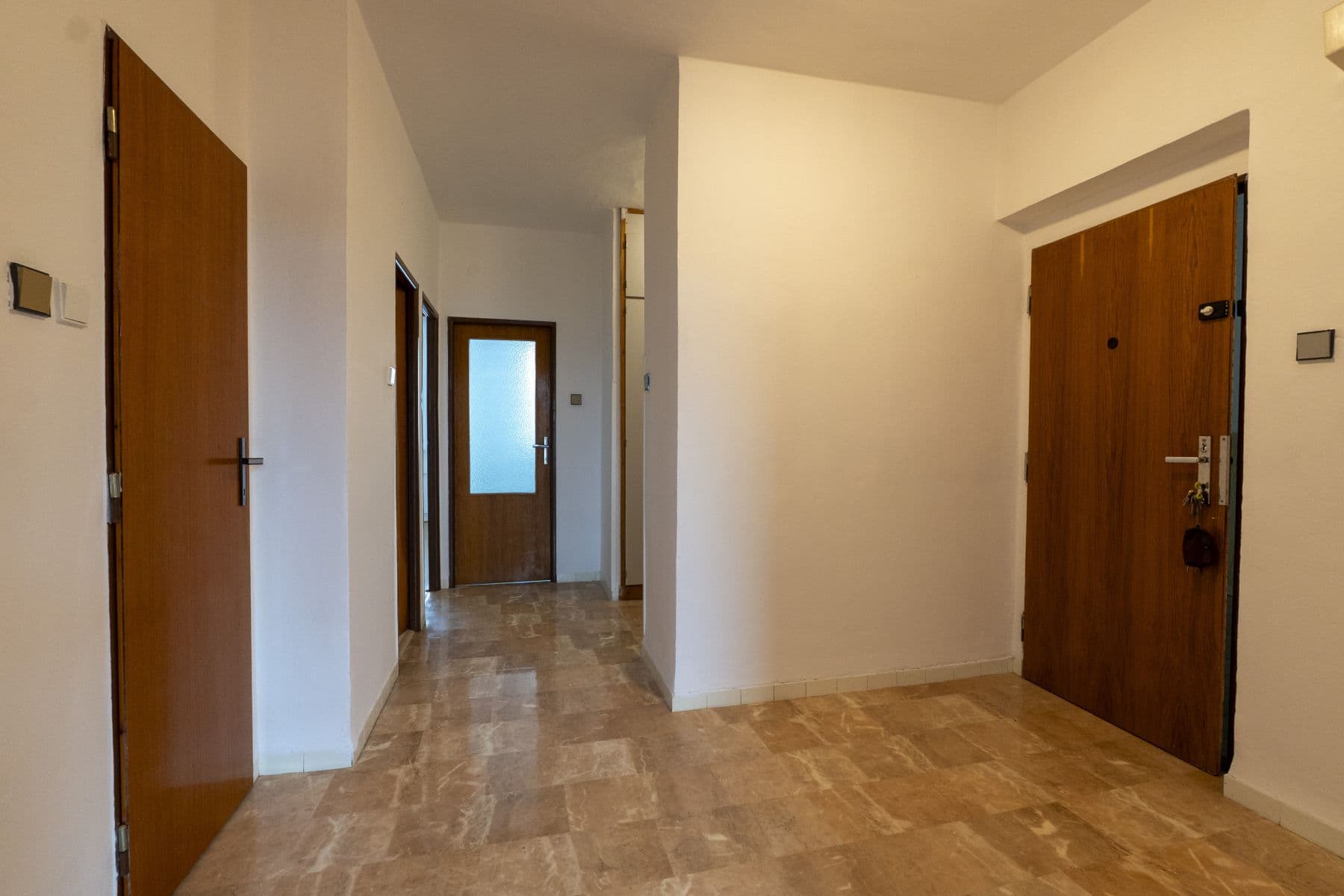 Prodej bytu 3+1 71 m², Luďka Matury, Pardubice, Pardubický kraj Prodej bytu 3+1 71 m², Luďka Matury, Pardubice, Pardubický kraj