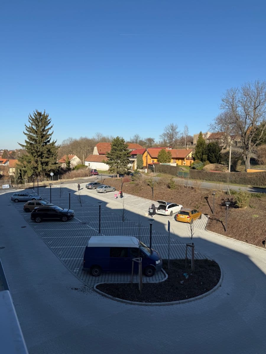 Pronájem garáže 4 m², V Kněžívce, Tuchoměřice, Středočeský kraj Pronájem garáže 4 m², V Kněžívce, Tuchoměřice, Středočeský kraj