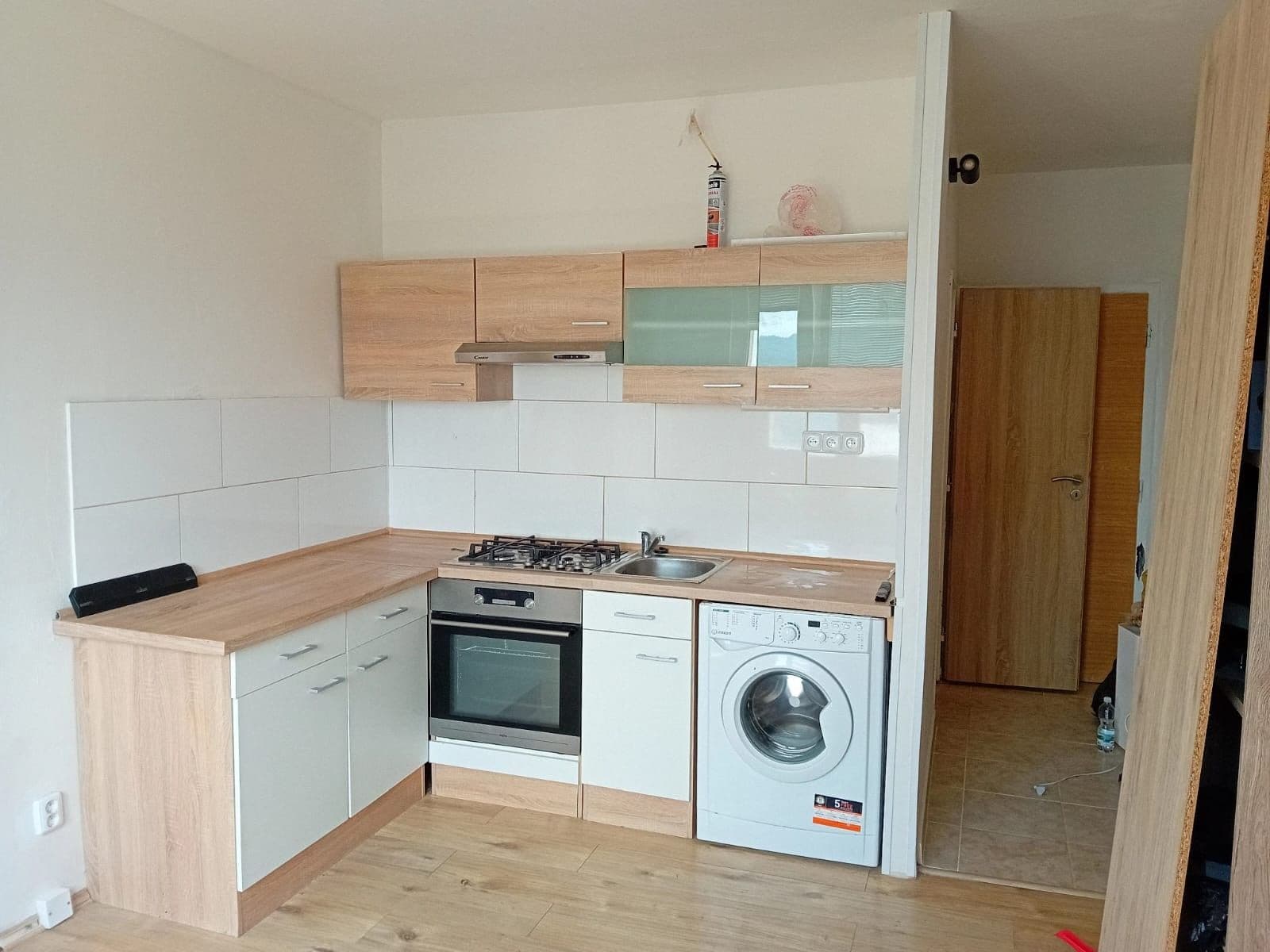 Pronájem bytu 1+1 33 m², Kmochova, Ústí nad Labem, Ústecký kraj Pronájem bytu 1+1 33 m², Kmochova, Ústí nad Labem, Ústecký kraj