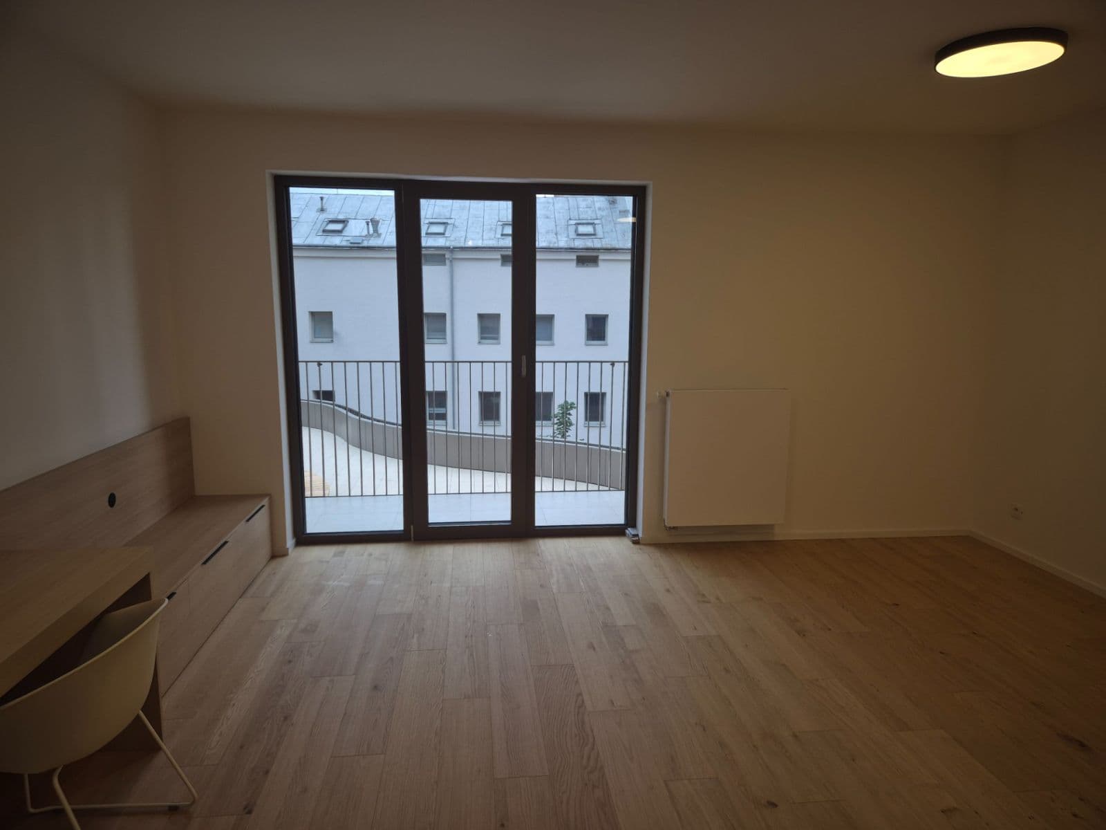 Pronájem bytu 1+kk 37 m², Bratislavská, Brno, Jihomoravský kraj Pronájem bytu 1+kk 37 m², Bratislavská, Brno, Jihomoravský kraj