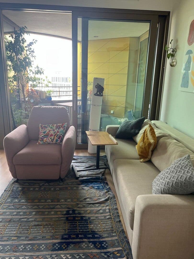 Pronájem bytu 2+1 67 m², Clarissa-Kupferberg-Platz 7, Mainz, Porýní-Falc Pronájem bytu 2+1 67 m², Clarissa-Kupferberg-Platz 7, Mainz, Porýní-Falc