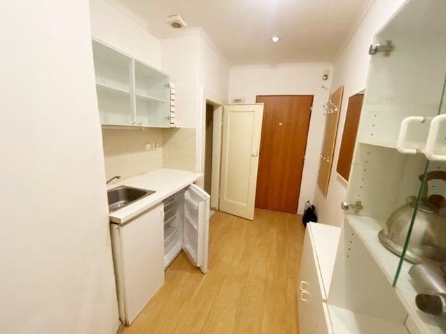 Pronájem bytu 1+kk 31 m², Kralická, Praha, Praha Pronájem bytu 1+kk 31 m², Kralická, Praha, Praha