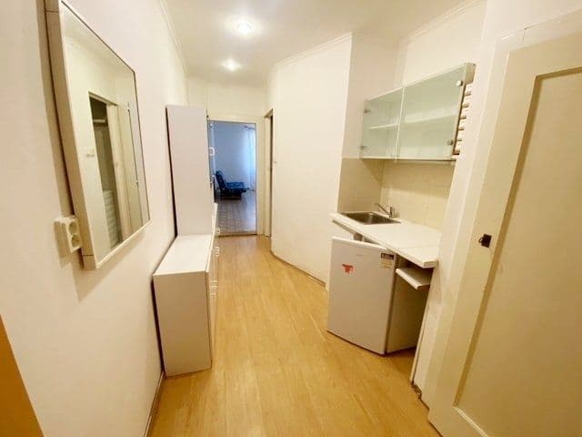 Pronájem bytu 1+kk 31 m², Kralická, Praha, Praha Pronájem bytu 1+kk 31 m², Kralická, Praha, Praha