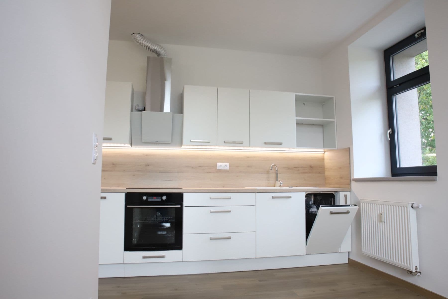 Pronájem bytu 2+kk 37 m², Vladislavova, Písek, Jihočeský kraj Pronájem bytu 2+kk 37 m², Vladislavova, Písek, Jihočeský kraj