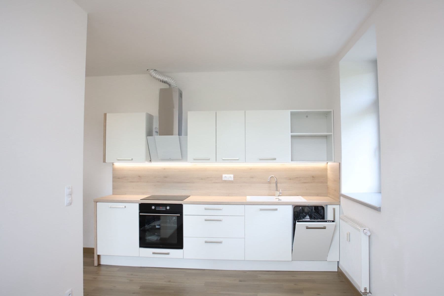 Pronájem bytu 2+kk 37 m², Vladislavova, Písek, Jihočeský kraj Pronájem bytu 2+kk 37 m², Vladislavova, Písek, Jihočeský kraj