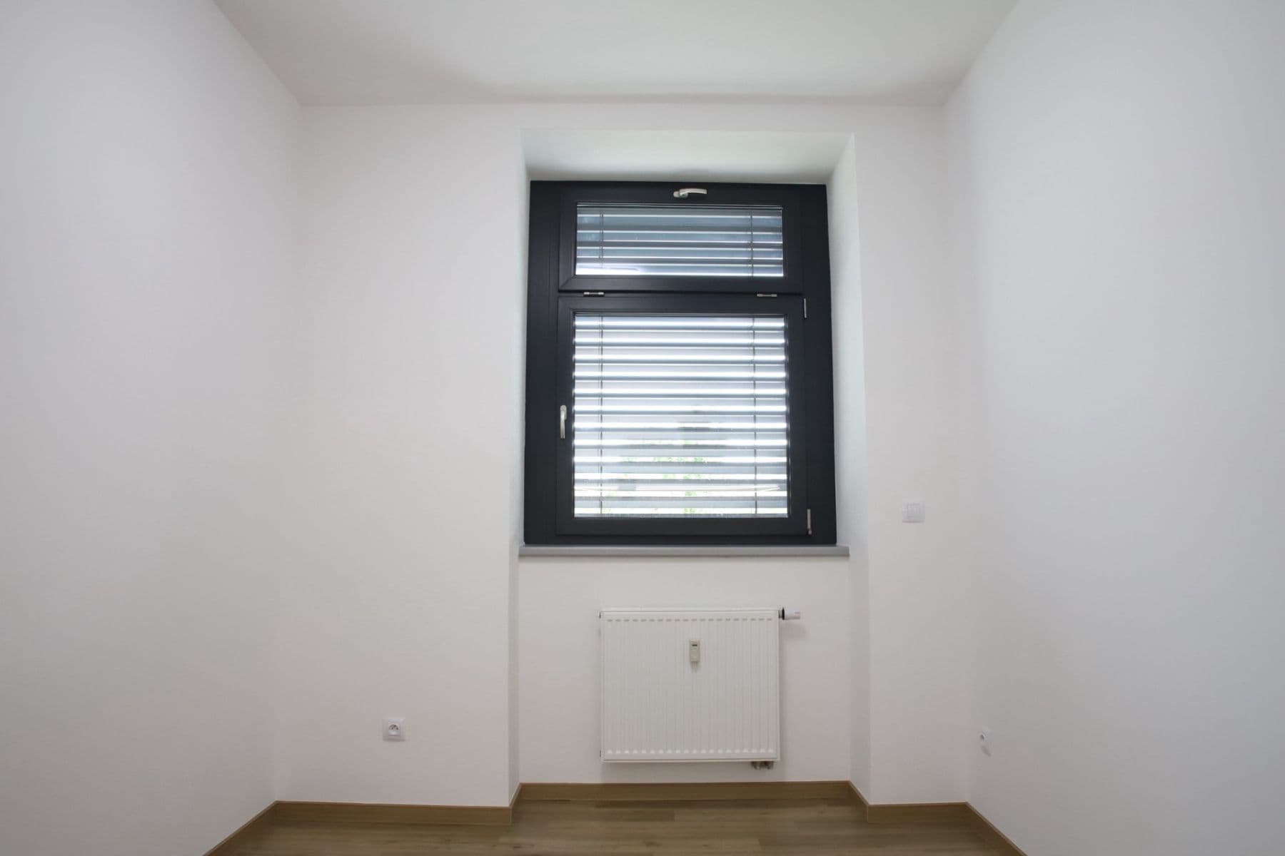 Pronájem bytu 2+kk 37 m², Vladislavova, Písek, Jihočeský kraj Pronájem bytu 2+kk 37 m², Vladislavova, Písek, Jihočeský kraj