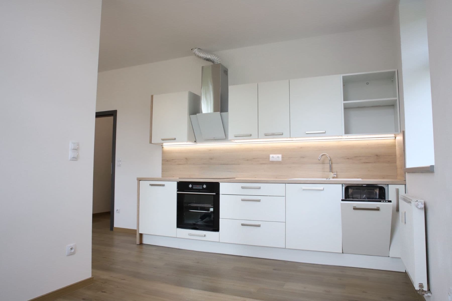 Pronájem bytu 2+kk 37 m², Vladislavova, Písek, Jihočeský kraj Pronájem bytu 2+kk 37 m², Vladislavova, Písek, Jihočeský kraj
