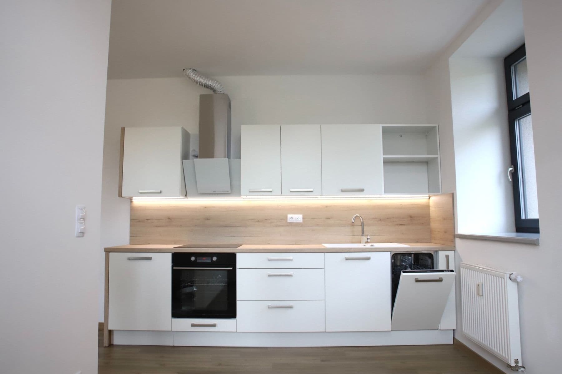 Pronájem bytu 2+kk 37 m², Vladislavova, Písek, Jihočeský kraj Pronájem bytu 2+kk 37 m², Vladislavova, Písek, Jihočeský kraj