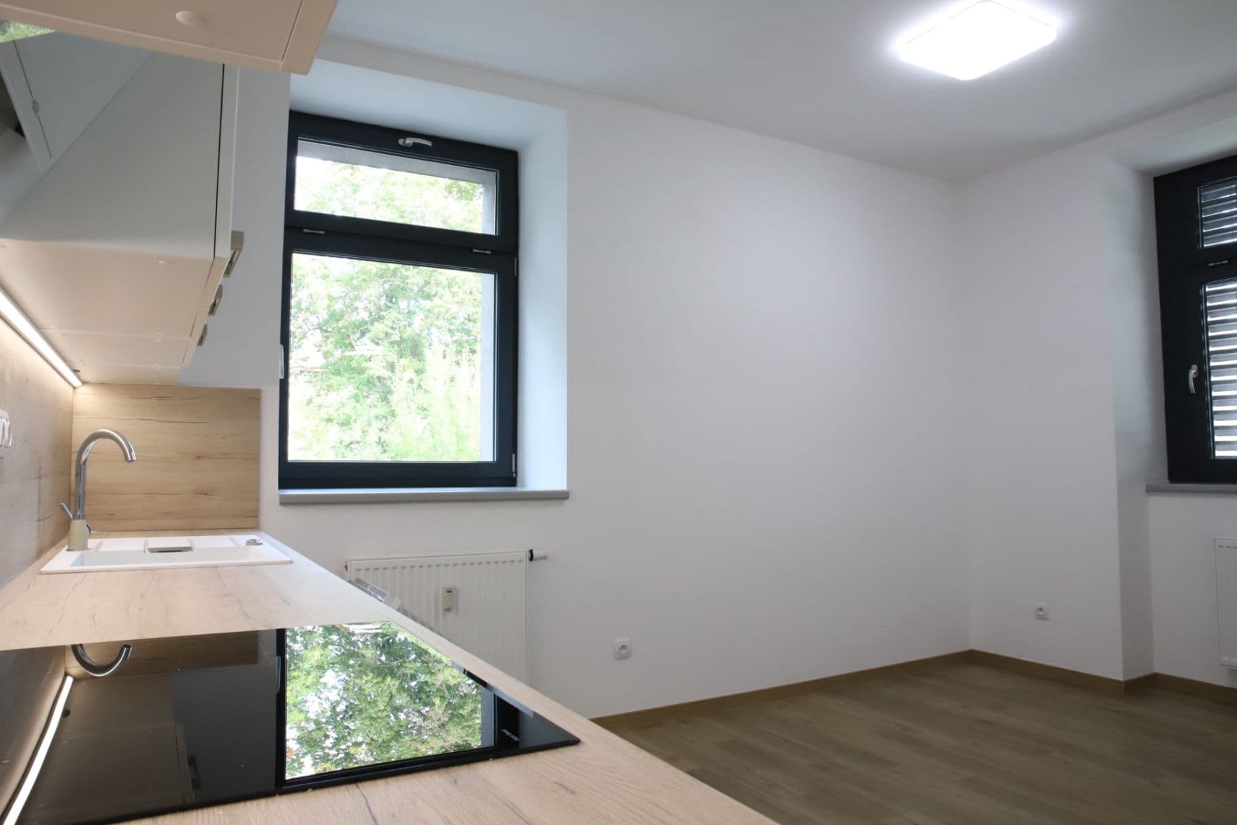 Pronájem bytu 2+kk 37 m², Vladislavova, Písek, Jihočeský kraj Pronájem bytu 2+kk 37 m², Vladislavova, Písek, Jihočeský kraj