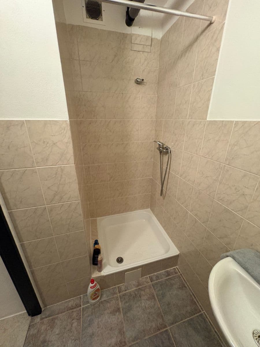 Pronájem nebytového prostoru 48 m², Oldřichova, Praha, Praha Pronájem nebytového prostoru 48 m², Oldřichova, Praha, Praha