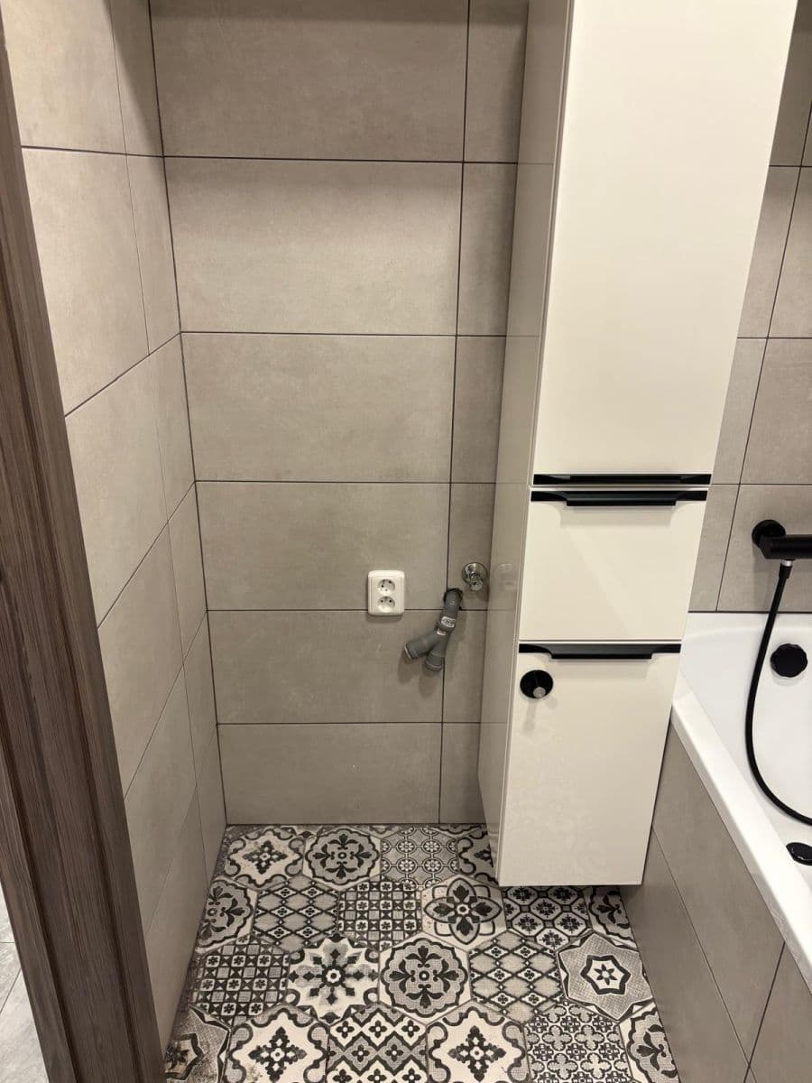 Prodej bytu 3+1 81 m², Kraslická, Praha, Praha Prodej bytu 3+1 81 m², Kraslická, Praha, Praha