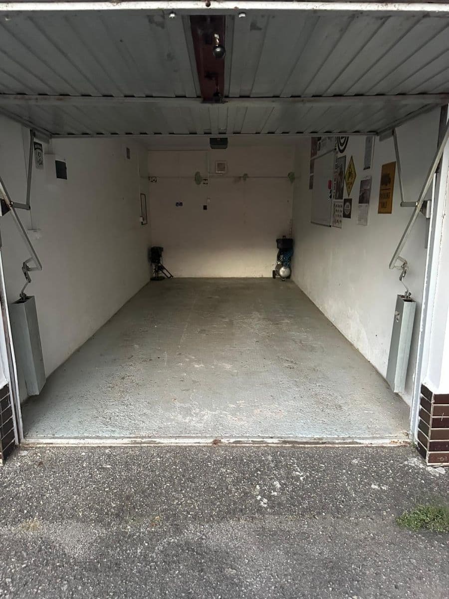 Prodej bytu 3+1 81 m², Kraslická, Praha, Praha Prodej bytu 3+1 81 m², Kraslická, Praha, Praha