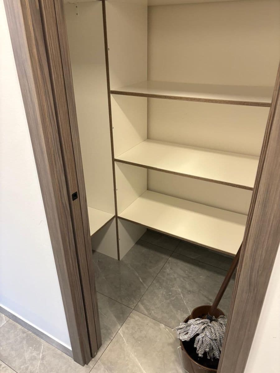 Prodej bytu 3+1 81 m², Kraslická, Praha, Praha Prodej bytu 3+1 81 m², Kraslická, Praha, Praha