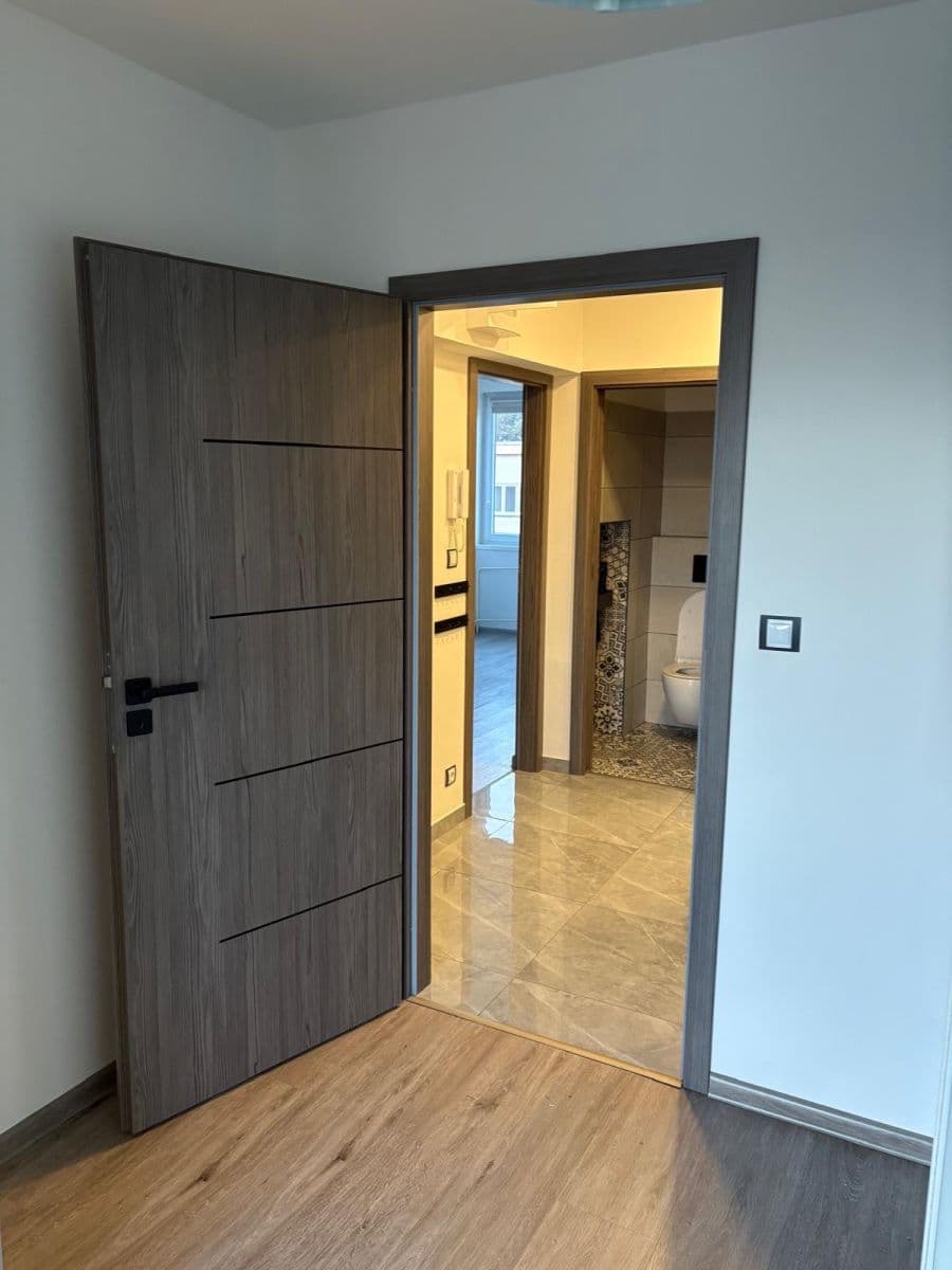 Prodej bytu 3+1 81 m², Kraslická, Praha, Praha Prodej bytu 3+1 81 m², Kraslická, Praha, Praha