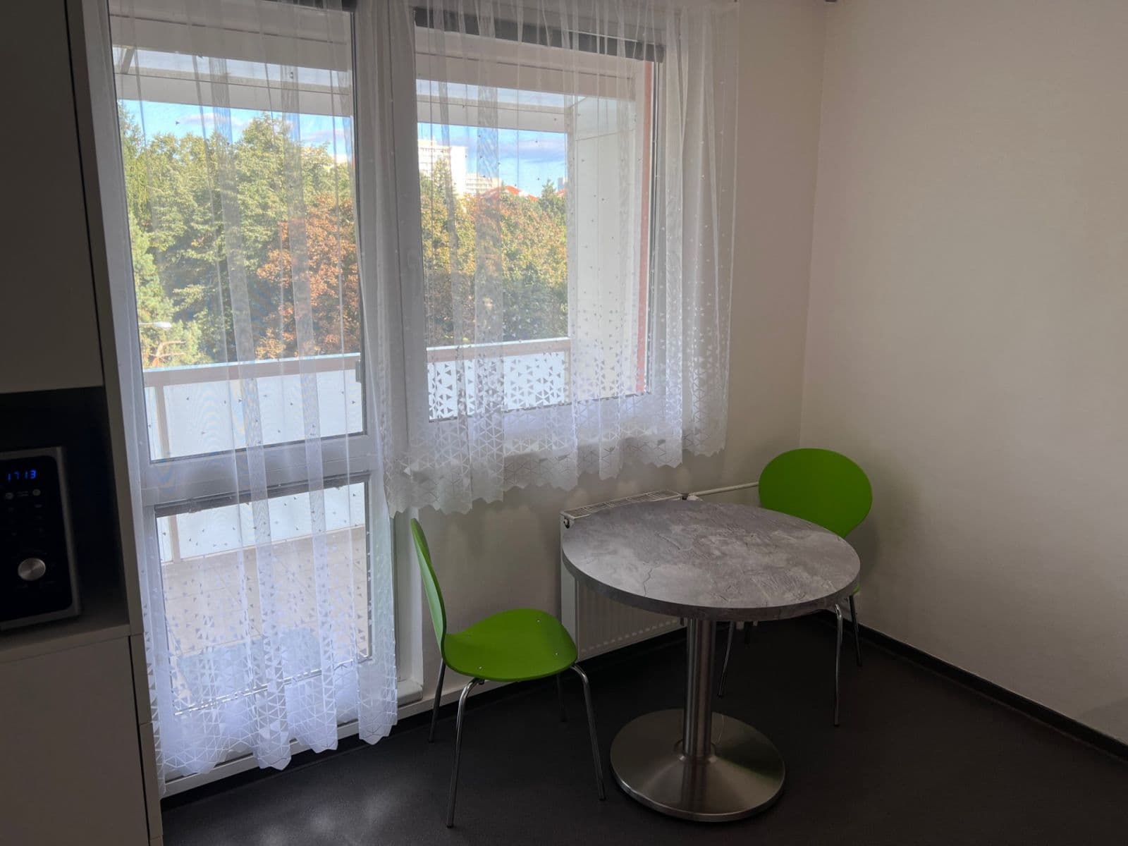 Pronájem bytu 2+1 50 m², Poznaňská, Brno, Jihomoravský kraj Pronájem bytu 2+1 50 m², Poznaňská, Brno, Jihomoravský kraj