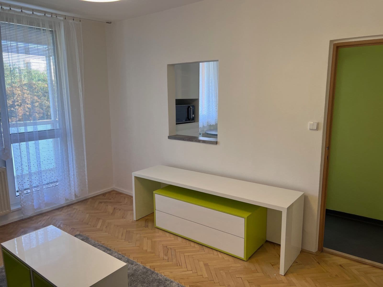 Pronájem bytu 2+1 50 m², Poznaňská, Brno, Jihomoravský kraj Pronájem bytu 2+1 50 m², Poznaňská, Brno, Jihomoravský kraj