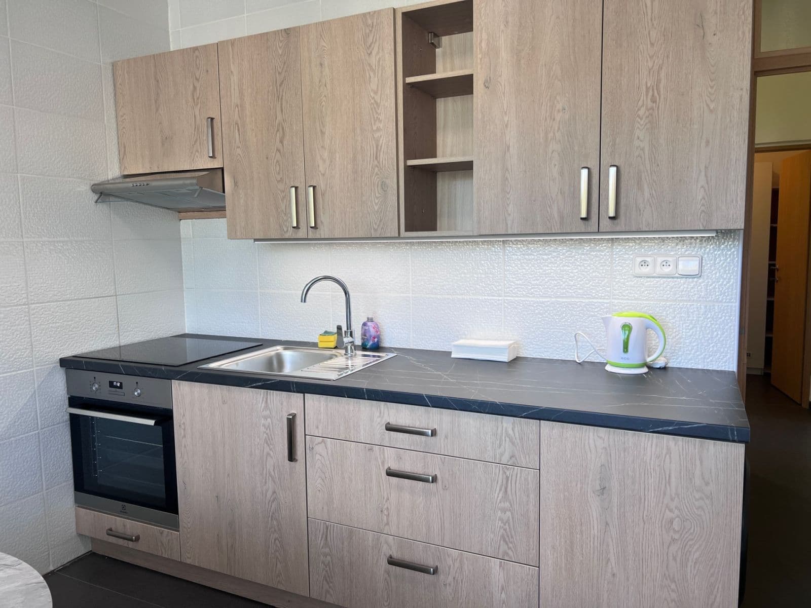 Pronájem bytu 2+1 50 m², Poznaňská, Brno, Jihomoravský kraj Pronájem bytu 2+1 50 m², Poznaňská, Brno, Jihomoravský kraj