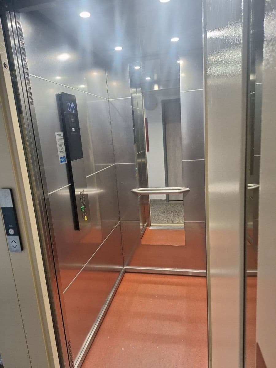 Pronájem bytu 2+1 57 m², Úvoz, Brno, Jihomoravský kraj Pronájem bytu 2+1 57 m², Úvoz, Brno, Jihomoravský kraj