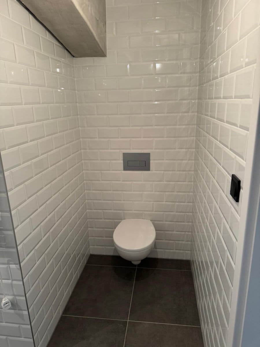 Pronájem bytu 2+kk 52 m², Kolbenova, Praha, Praha Pronájem bytu 2+kk 52 m², Kolbenova, Praha, Praha