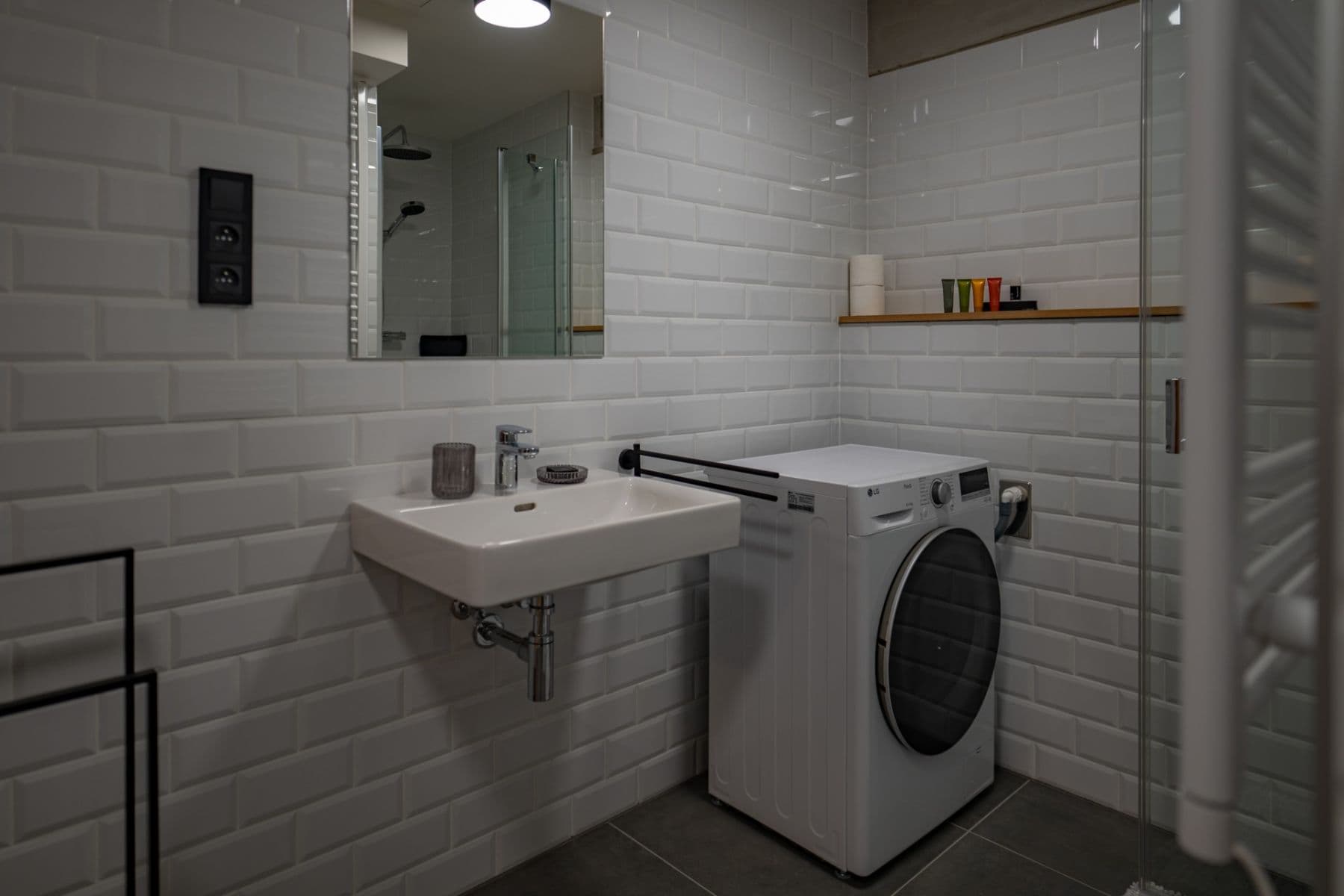 Pronájem bytu 2+kk 52 m², Kolbenova, Praha, Praha Pronájem bytu 2+kk 52 m², Kolbenova, Praha, Praha