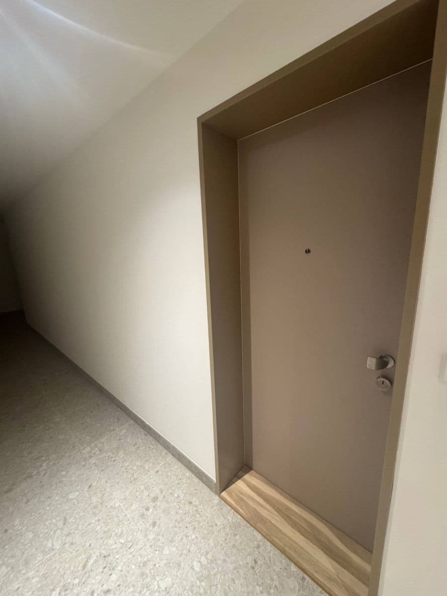 Pronájem bytu 2+kk 55 m², Dřevčická, Brandýs nad Labem-Stará Boleslav, Středočeský kraj Pronájem bytu 2+kk 55 m², Dřevčická, Brandýs nad Labem-Stará Boleslav, Středočeský kraj