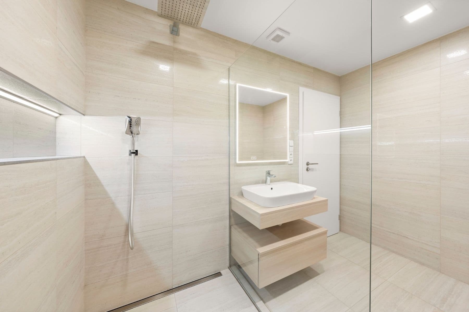 Prodej bytu 3+kk 108 m², Resslova, Hradec Králové, Královéhradecký kraj Prodej bytu 3+kk 108 m², Resslova, Hradec Králové, Královéhradecký kraj