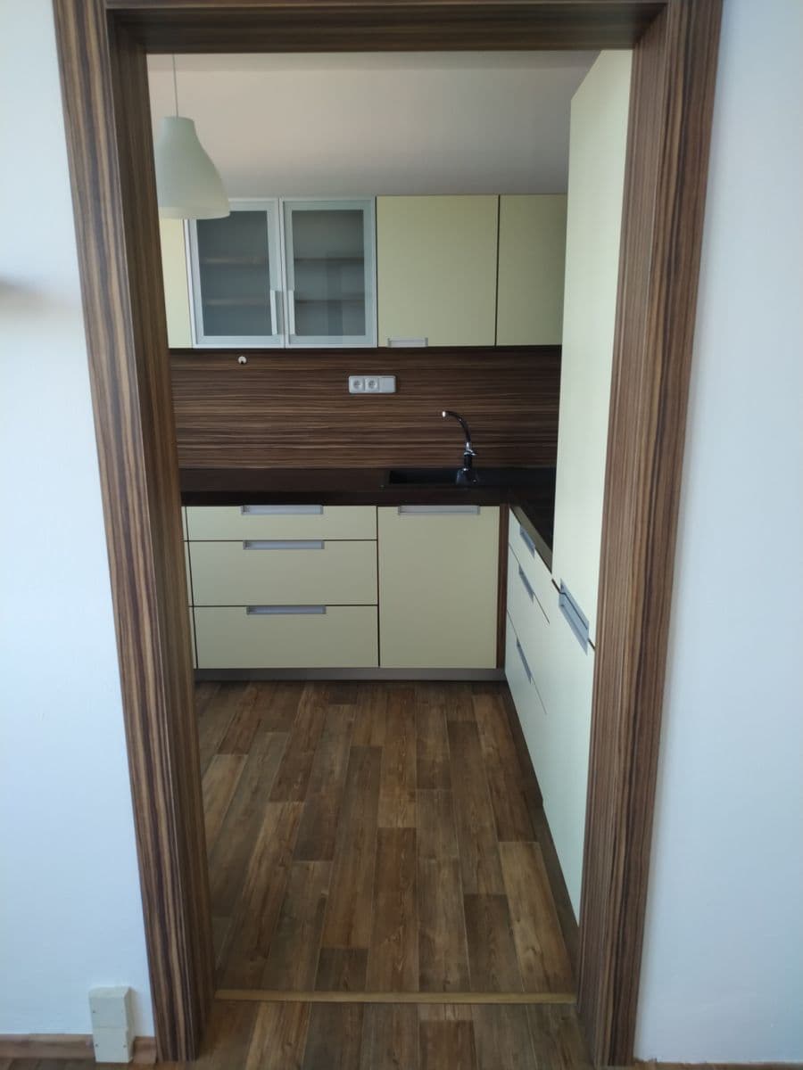 Pronájem bytu 2+1 45 m², Podlesí II, Zlín, Zlínský kraj Pronájem bytu 2+1 45 m², Podlesí II, Zlín, Zlínský kraj