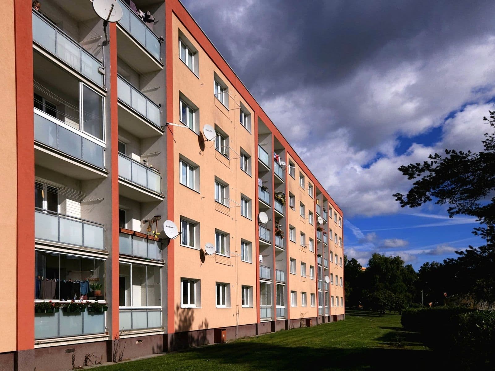 Prodej bytu 4+1 80 m², Karla Čapka, Beroun, Středočeský kraj Prodej bytu 4+1 80 m², Karla Čapka, Beroun, Středočeský kraj
