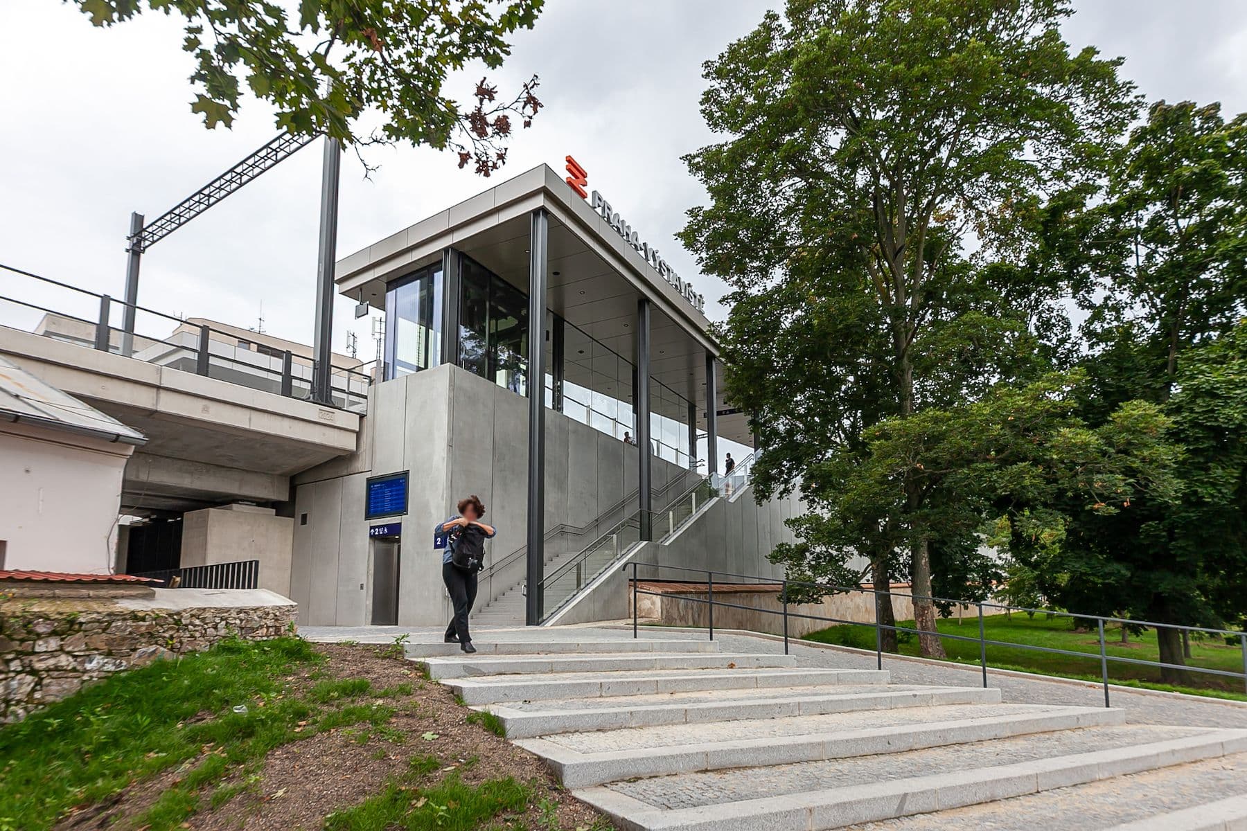 Prodej bytu 3+1 108 m², Schnirchova, Praha, Praha Prodej bytu 3+1 108 m², Schnirchova, Praha, Praha