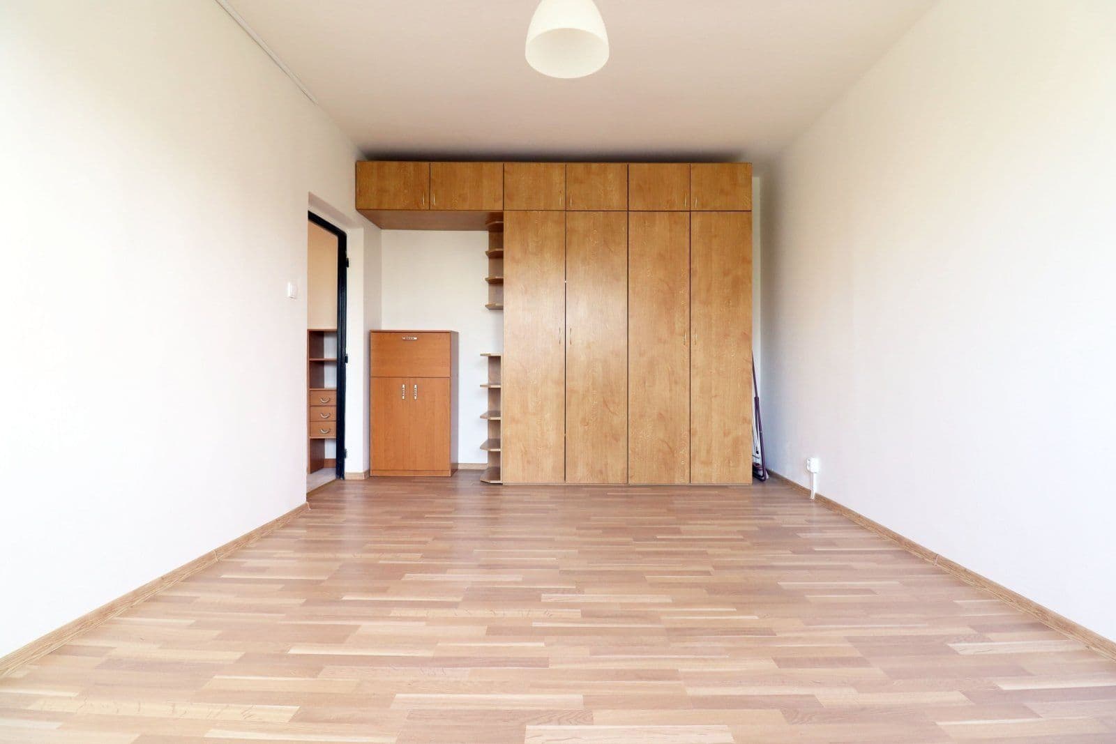 Pronájem bytu 1+1 39 m², Finská, Kladno, Středočeský kraj Pronájem bytu 1+1 39 m², Finská, Kladno, Středočeský kraj