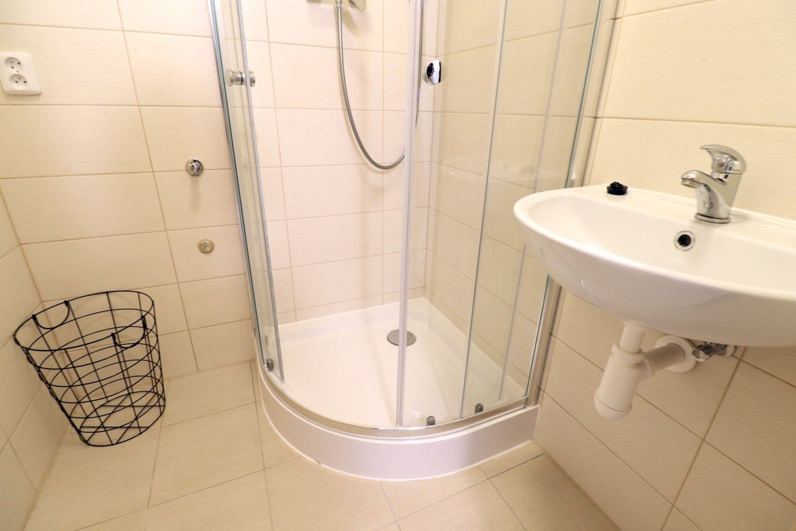 Pronájem bytu 1+1 39 m², Finská, Kladno, Středočeský kraj Pronájem bytu 1+1 39 m², Finská, Kladno, Středočeský kraj