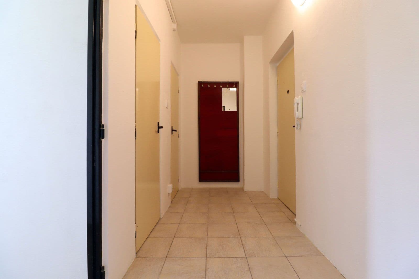 Pronájem bytu 1+1 39 m², Finská, Kladno, Středočeský kraj Pronájem bytu 1+1 39 m², Finská, Kladno, Středočeský kraj