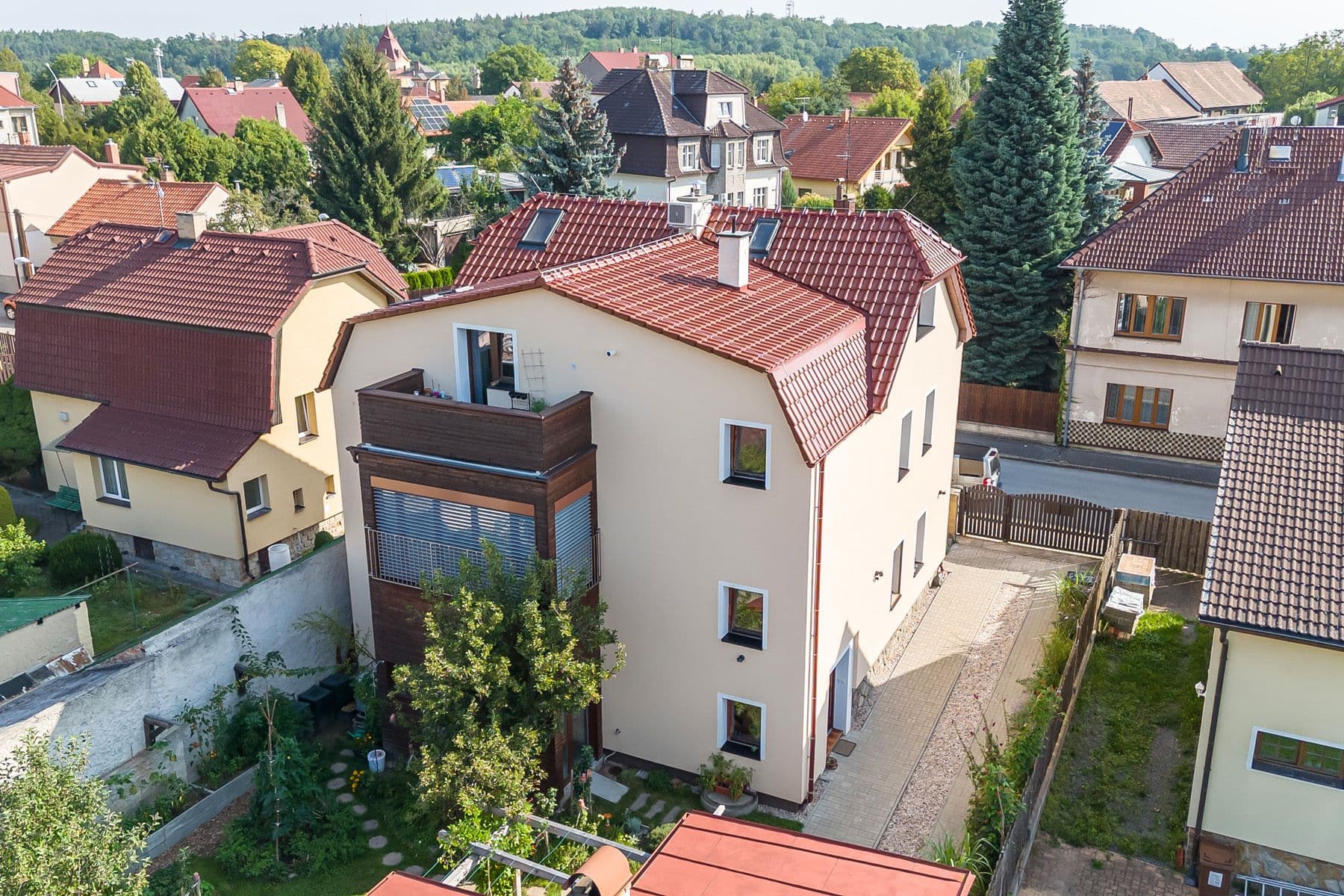 Prodej domu 294 m², pozemek 414 m², Boženy Němcové, Úvaly, Středočeský kraj Prodej domu 294 m², pozemek 414 m², Boženy Němcové, Úvaly, Středočeský kraj