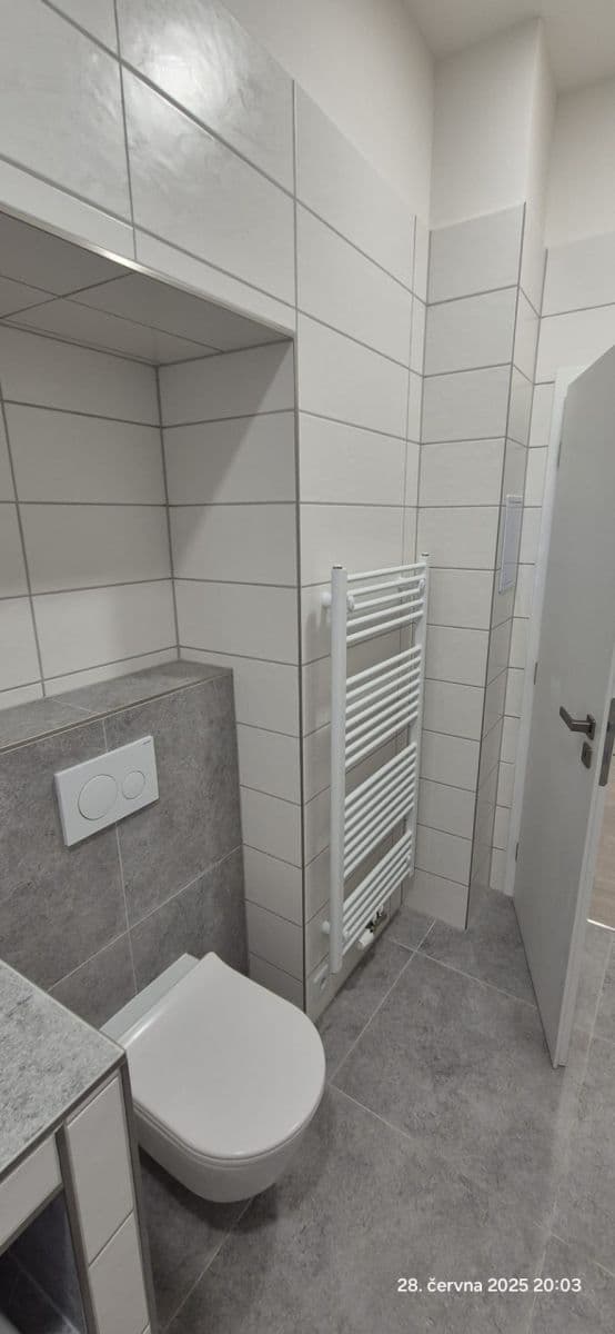 Prodej bytu 2+kk 55 m², Šlikova, Praha, Praha Prodej bytu 2+kk 55 m², Šlikova, Praha, Praha